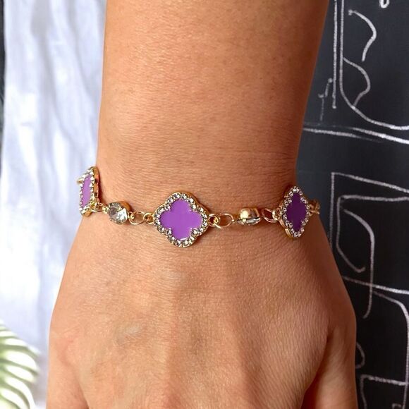 Elegant Purple Clover Rhinestone Gold Tone Bracelet - Picture 3 of 4